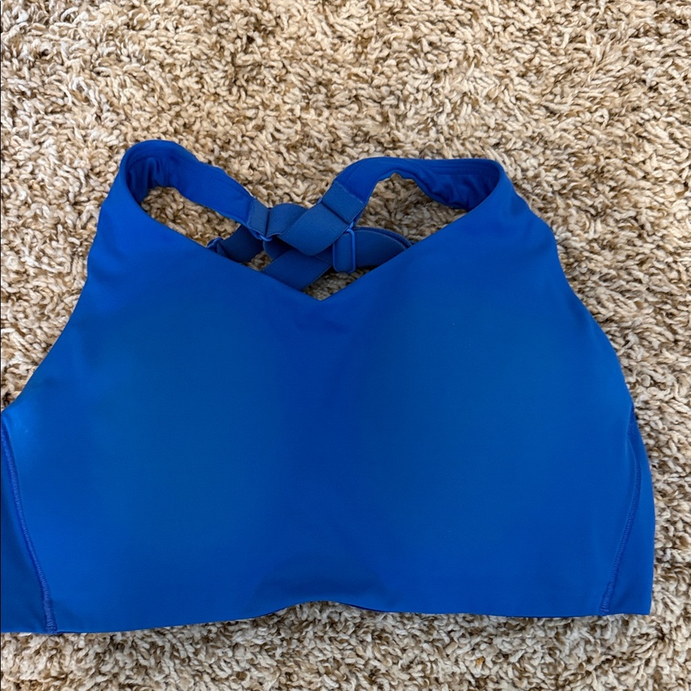 Lululemon Energy sports bra! Sz 34c!